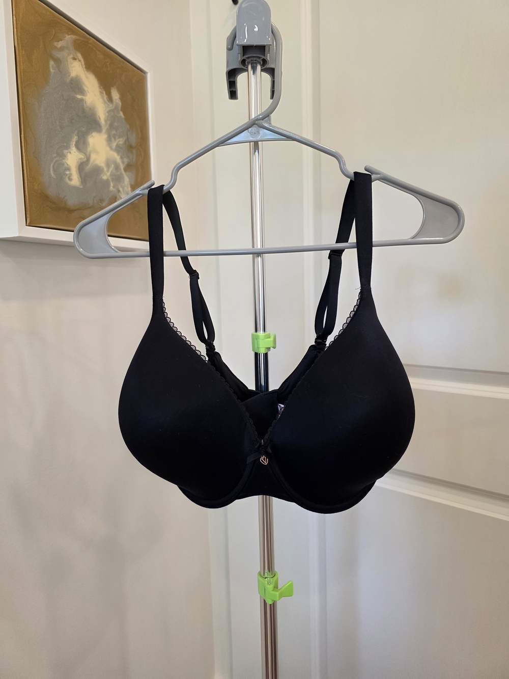 Victoria Secret Body By Victoria Lined Perfect Coverage Bra 40DDD